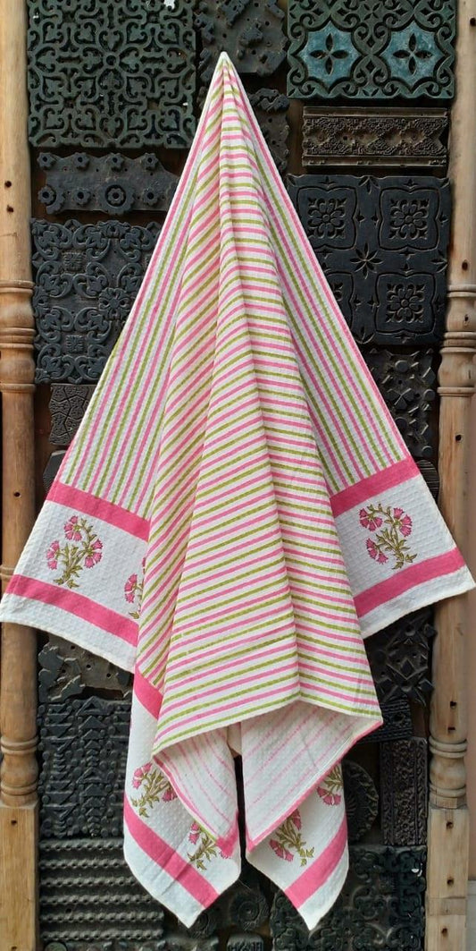 Unisex Multi Printed Bath Towel (red & pink color floral design)